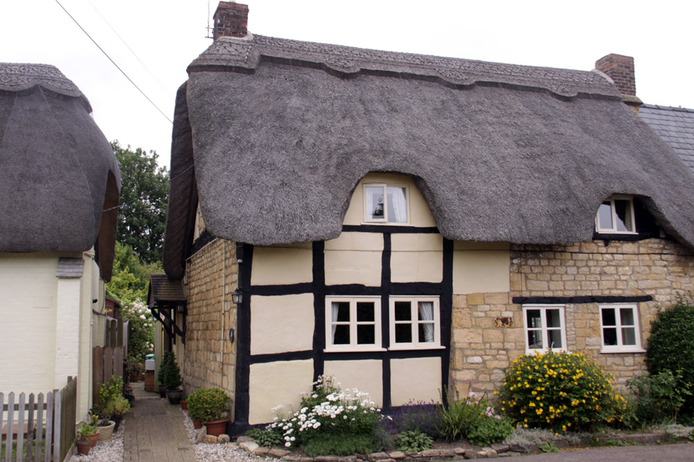 Semi-detached house. Building Survey. Gloucestershire.